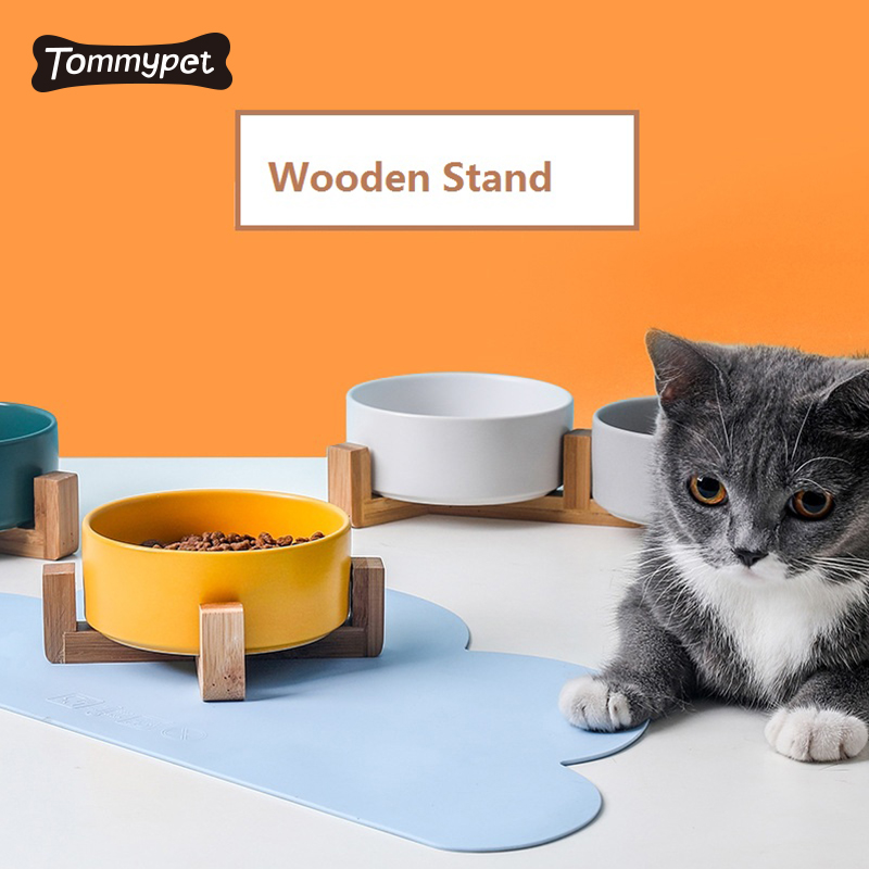 Оптовая легкая чистка прочная многоцветная кормушка для воды для собак и кошек керамическая миска для домашних животных с деревянной подставкой